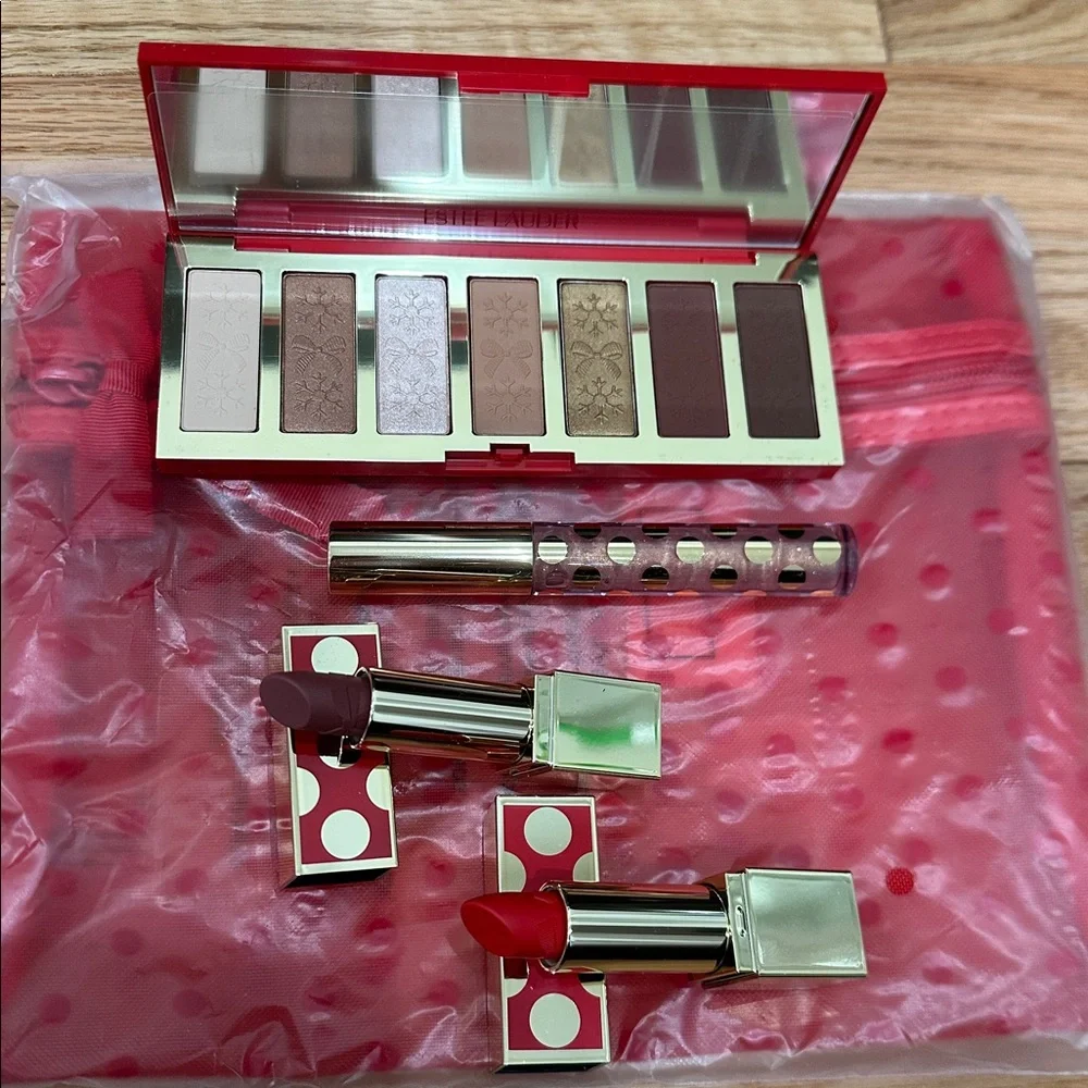 Estée Lauder 5 pc brand new full size makeup set